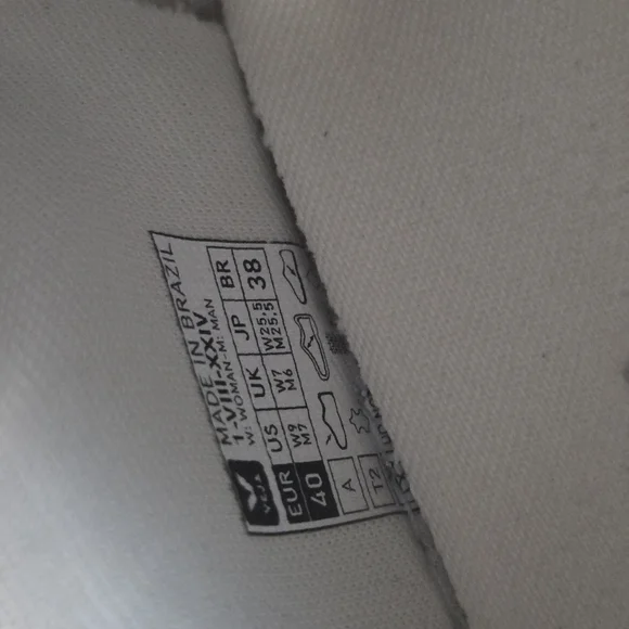 Veja White and Black Lace Up Sneakers - Picture 6 of 7